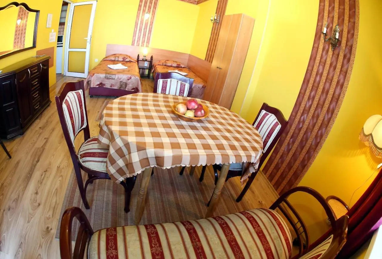 Colored House Apartments 소피아