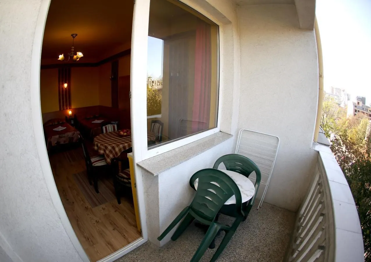Colored House Apartments 소피아
