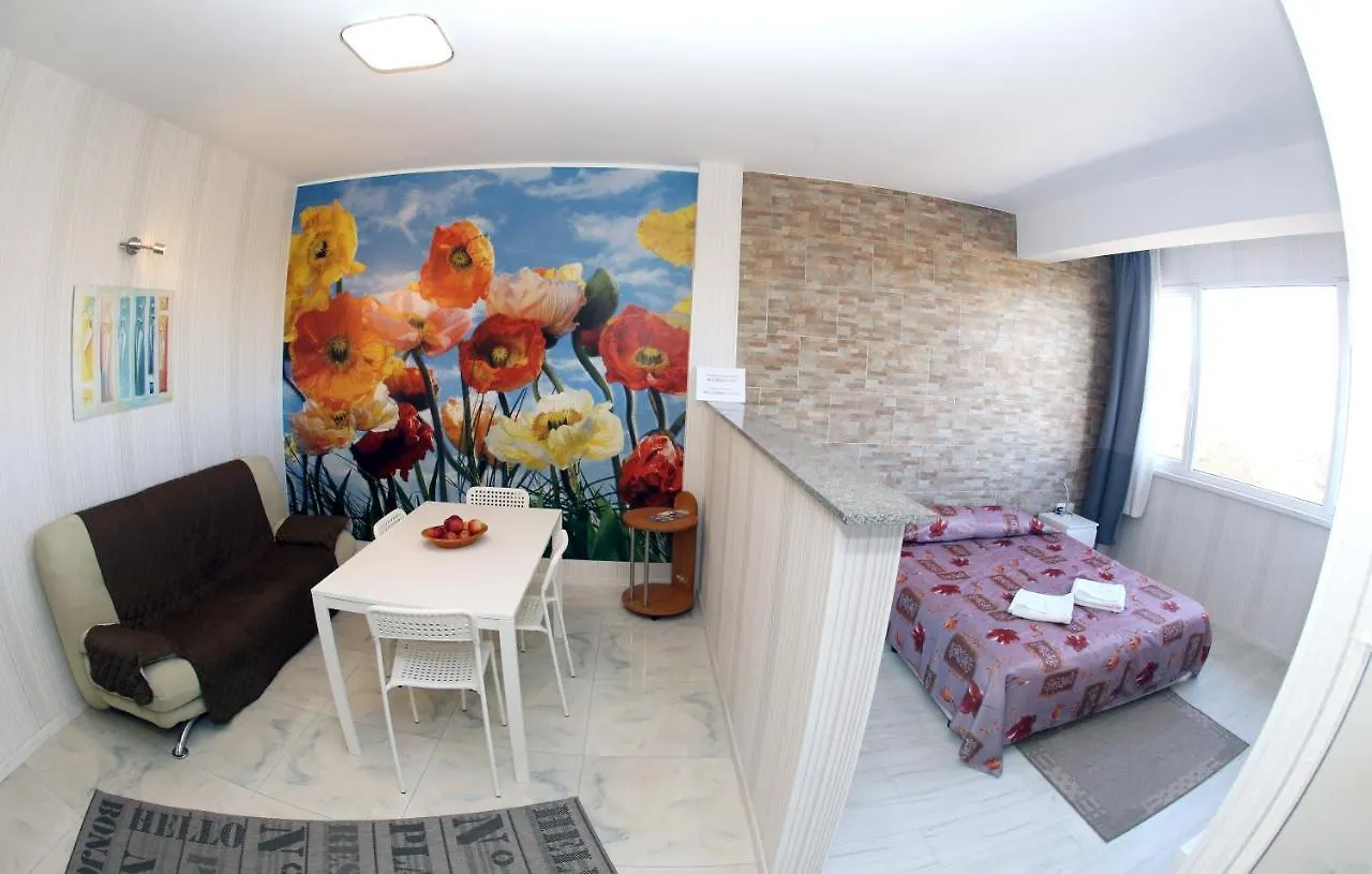 Colored House Apartments 소피아